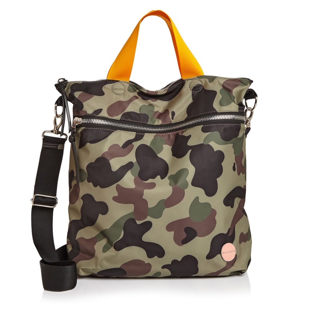 Brand new with tags camo shorty love bag!!